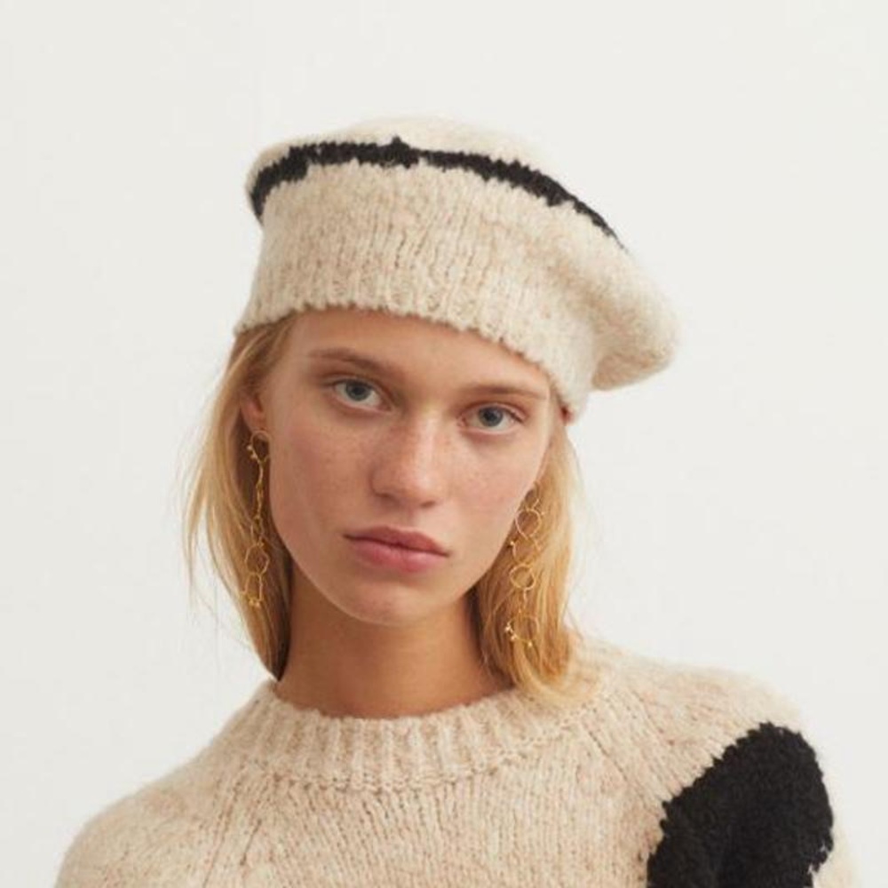 Paloma Wool Tere Beret in Black and Beige Wool/Alpaca Blend